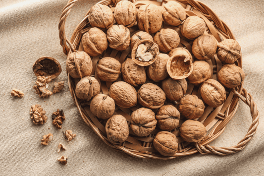 Warum Walnüsse & Leinsamen nicht ausreichen – eine Ergänzung von Omega-3 kann sich lohnen!